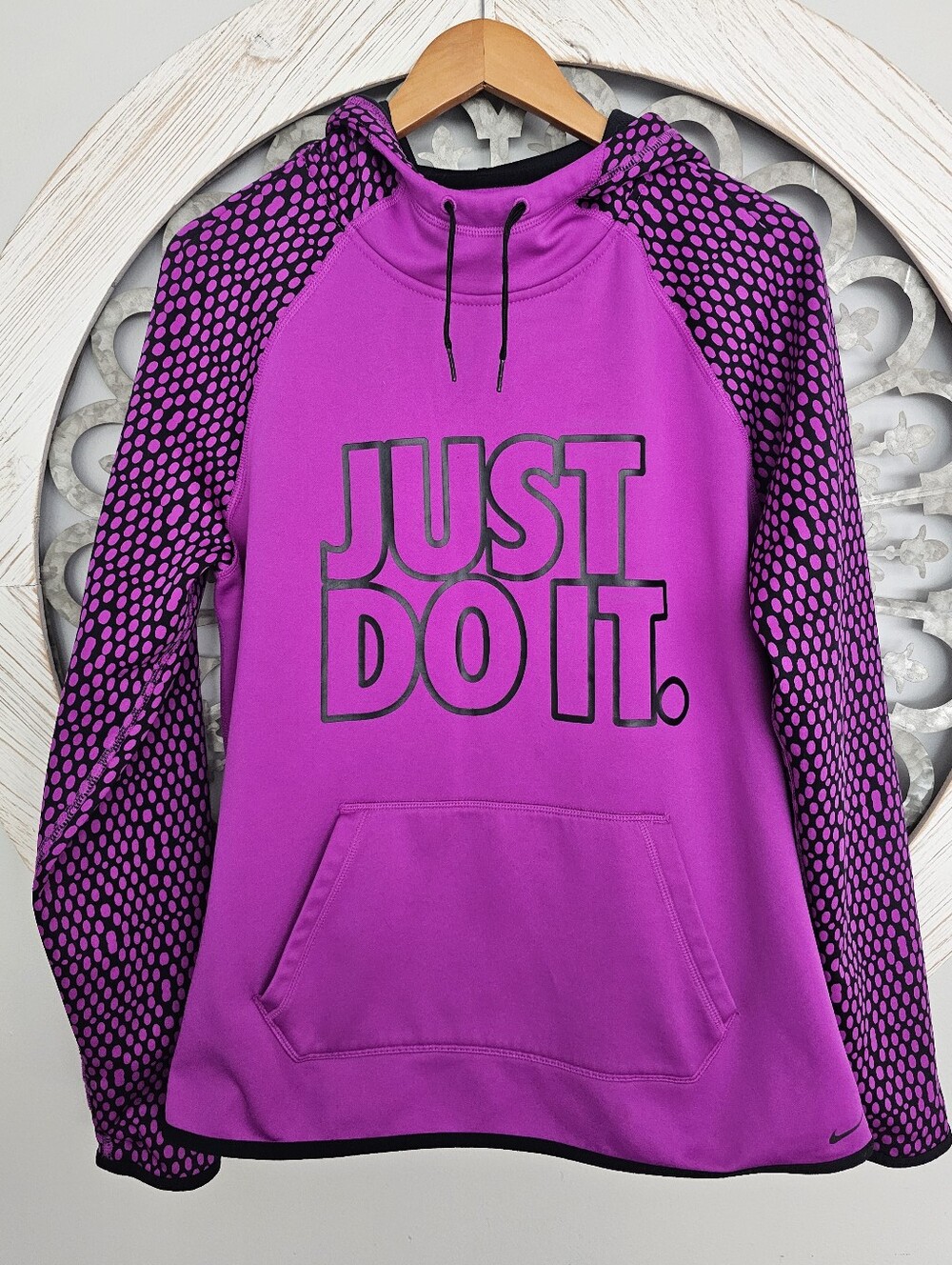 Nike Women's Magenta/Purple 'Just Do It.' Pullover Hoodie